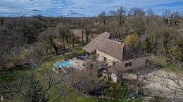 jolie contemporaine avec jardin