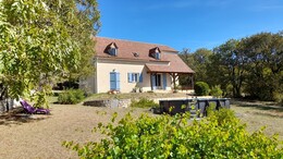 maison avec jardin et piscine